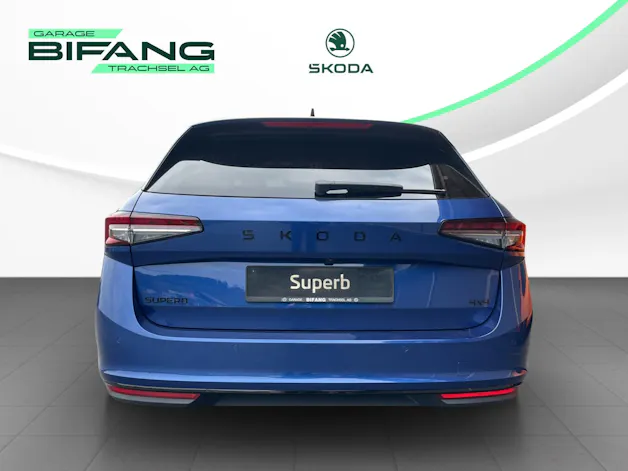 Škoda Superb Combi 2.0 TSI Sportline 4x4 DSG