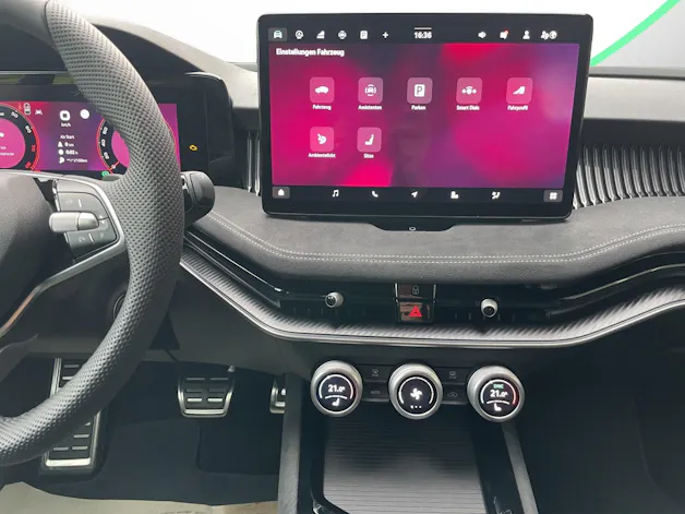 Škoda Superb Combi 2.0 TSI Sportline 4x4 DSG