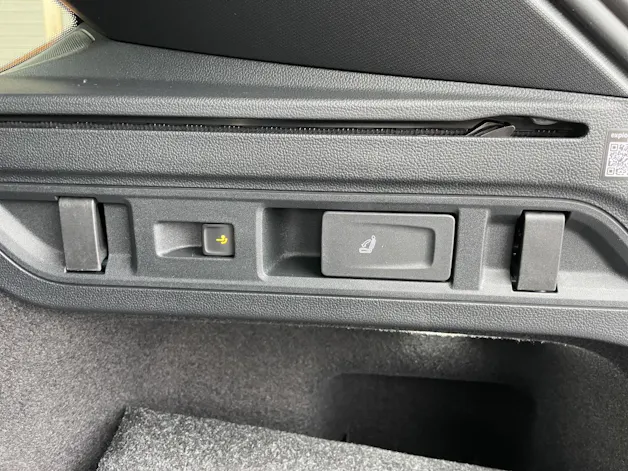 Škoda Superb Combi 2.0 TSI Sportline 4x4 DSG