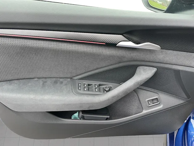 Škoda Superb Combi 2.0 TSI Sportline 4x4 DSG