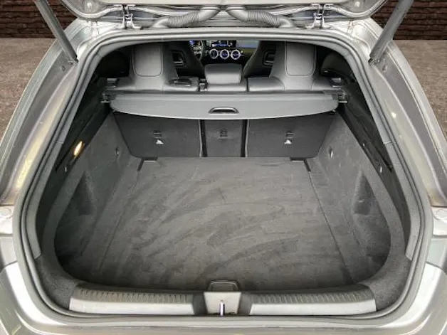 Mercedes-Benz CLA SB 250 8G-DCT 4M