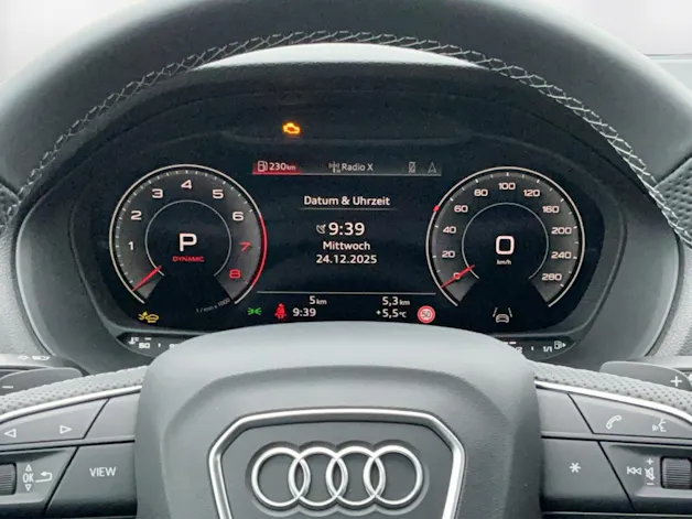 Audi Q2 40 TFSI S line Attraction quattro S-tronic
