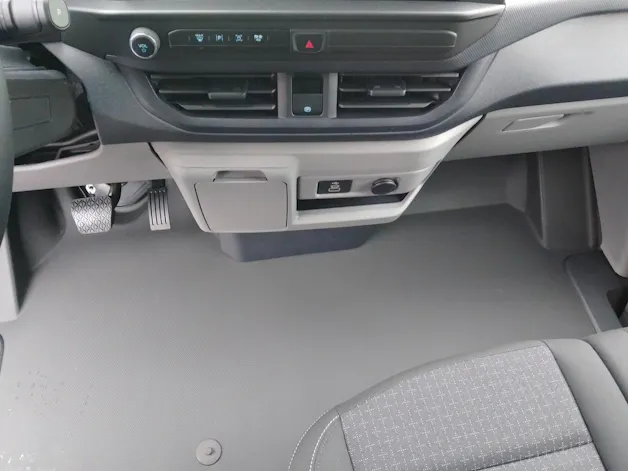 Ford Transit Custom Van 320 L1 2.0 EcoBlue 136 Trend