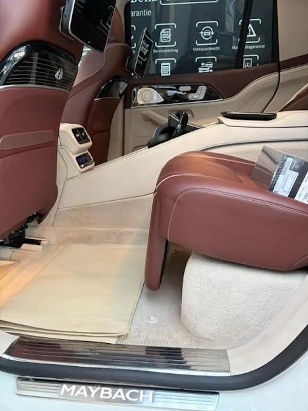 Mercedes-Benz GLS Maybach 600 9G-Tronic