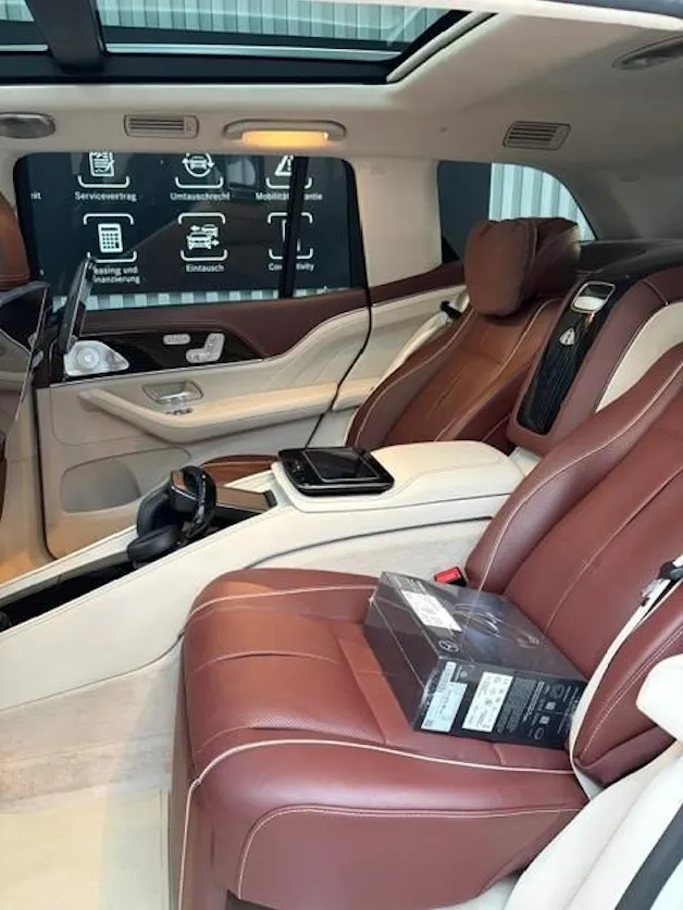 Mercedes-Benz GLS Maybach 600 9G-Tronic