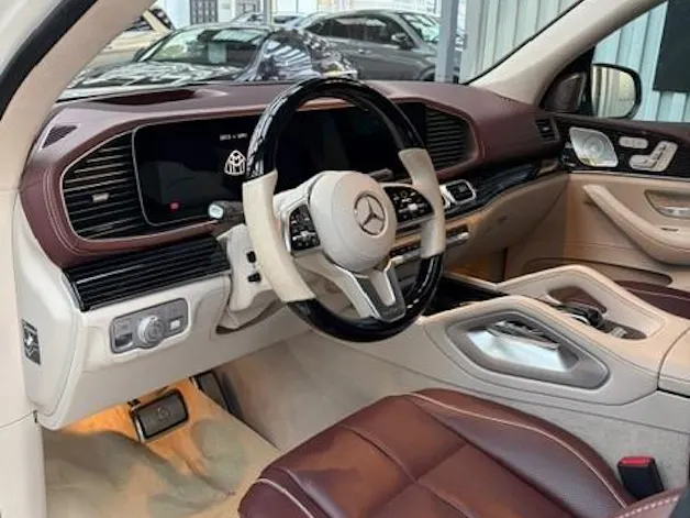 Mercedes-Benz GLS Maybach 600 9G-Tronic