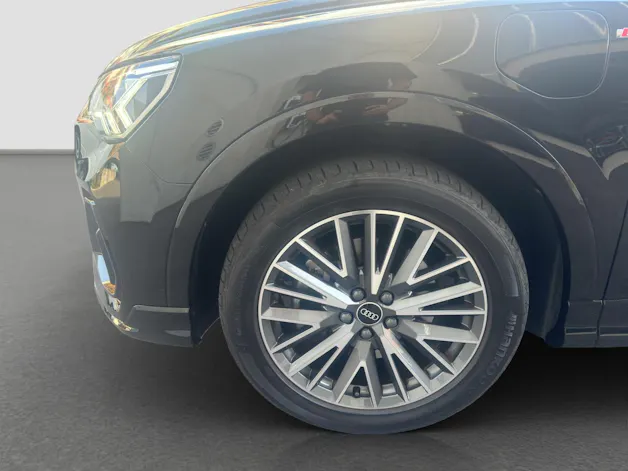 Audi Q3 Sportback 45 TFSI e S line S-tronic