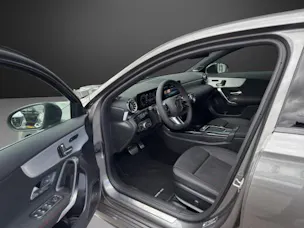 Mercedes-Benz A 200 7G-DCT