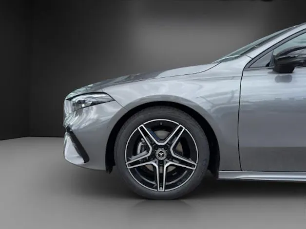 Mercedes-Benz A 200 7G-DCT