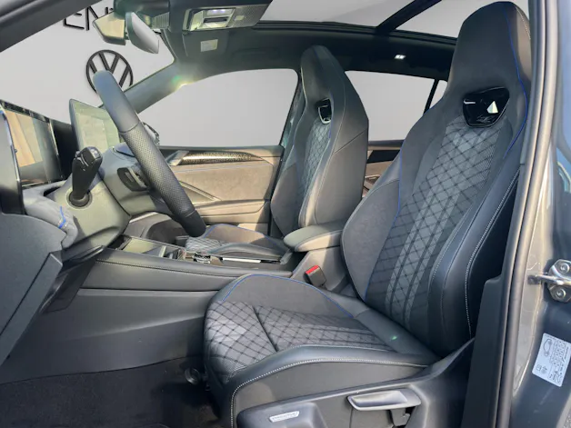 VW Tiguan 2.0 TSI DSG R-Line 4Motion