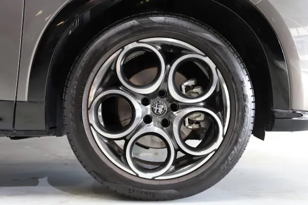 Alfa Romeo Tonale 1.5 Hybrid Sprint
