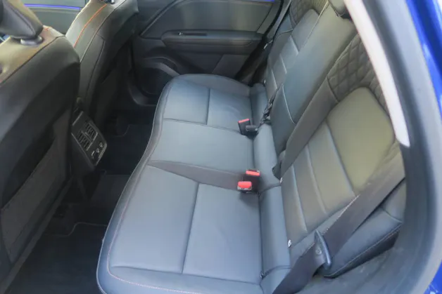 Renault Captur 1.6 E-Tech Plug-in iconic