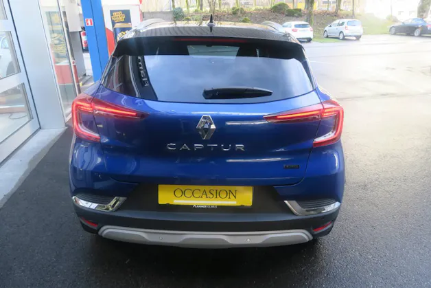 Renault Captur 1.6 E-Tech Plug-in iconic