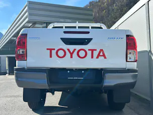 Toyota Hilux Double Cab.-Pick-up 2.8 D-4D 204 Comfort