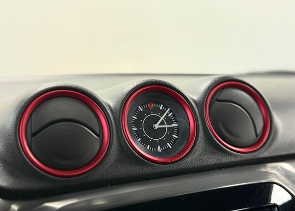 Vehicle image 24 Vehicle image 24