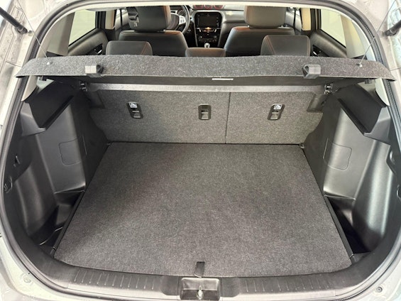 Vehicle image 29 Vehicle image 29