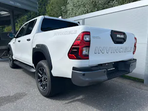 Toyota Hilux Double Cab.-Pick-up 2.8 D-4D MHEV 204 Invincible