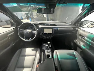 Toyota Hilux Double Cab.-Pick-up 2.8 D-4D MHEV 204 Invincible