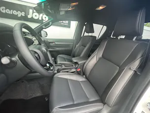 Toyota Hilux Double Cab.-Pick-up 2.8 D-4D MHEV 204 Invincible
