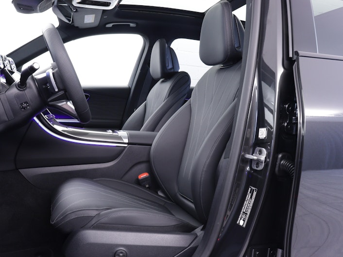 Vehicle image MERCEDES-BENZ GLC 400