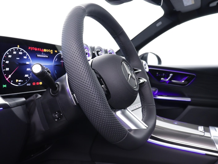 Vehicle image MERCEDES-BENZ GLC 400