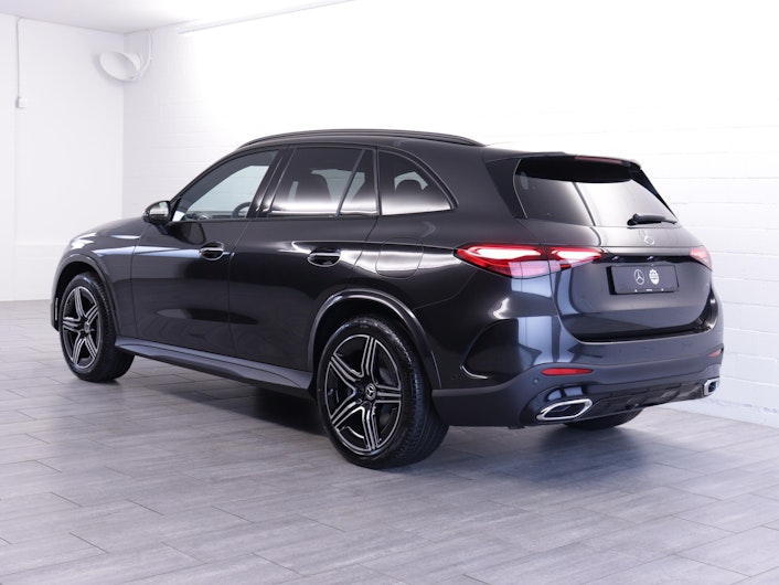 Vehicle image MERCEDES-BENZ GLC 400