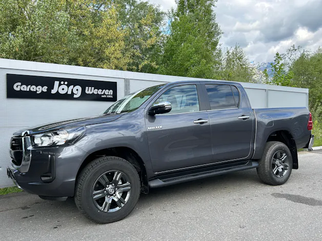Toyota Hilux Double Cab.-Pick-up 2.4 D-4D 150 Style