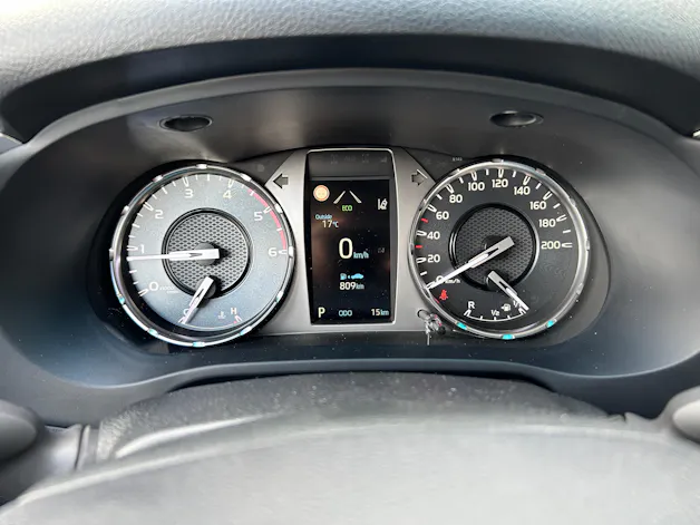 Toyota Hilux Double Cab.-Pick-up 2.4 D-4D 150 Style