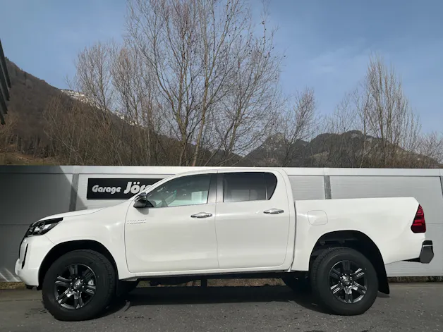 Toyota Hilux Double Cab.-Pick-up 2.4 D-4D 150 Style