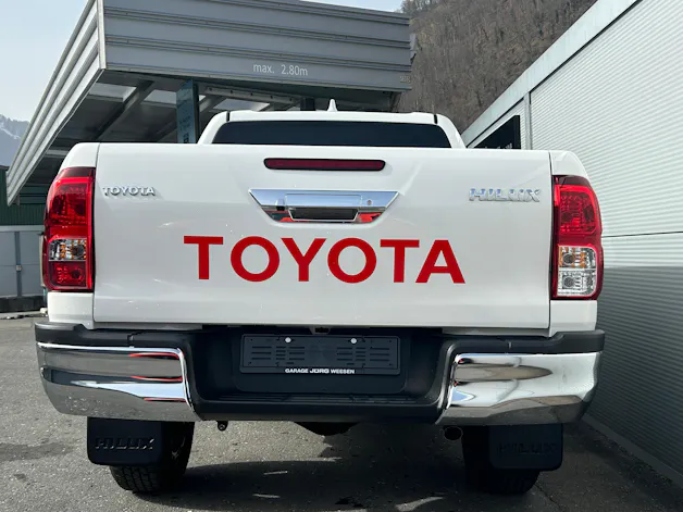 Toyota Hilux Double Cab.-Pick-up 2.4 D-4D 150 Style