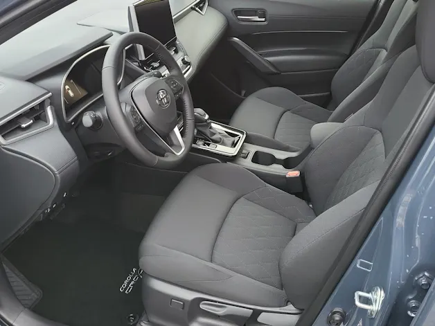 Toyota Corolla Cross 2.0 HSD Trend AWD