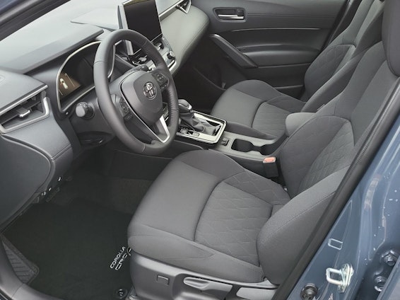 Vehicle image 12 Vehicle image 12