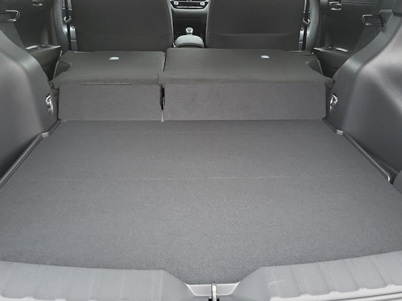 Vehicle image 16 Vehicle image 16