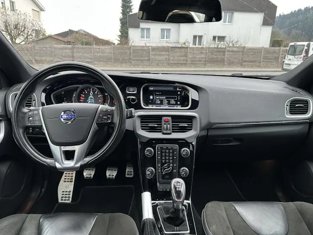 Volvo V40 1.6 T Sport 200 S/S