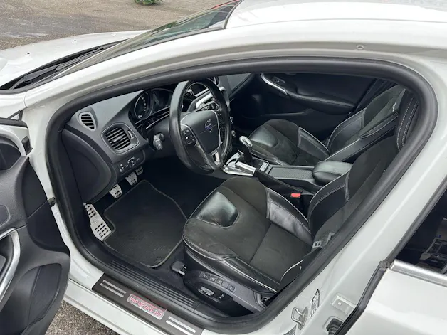 Volvo V40 1.6 T Sport 200 S/S