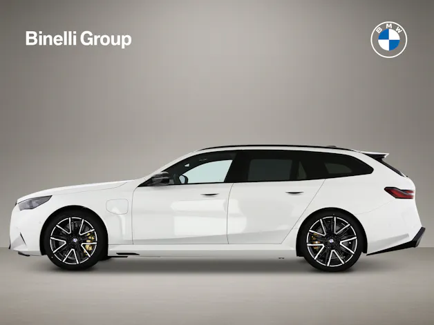 BMW M5 xDrive Touring