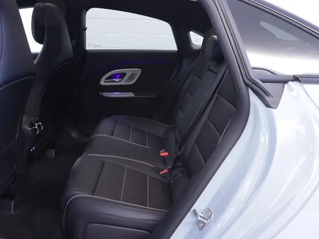 Mercedes-Benz CLA 220 AMG Line 4matic