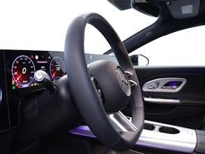 immagine del veicolo MERCEDES-BENZ CLA 220 AMG Line 4matic