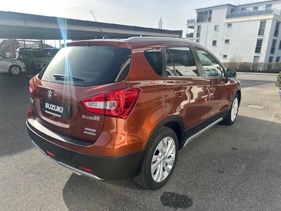 Fahrzeugbild 6 Fahrzeugbild 6