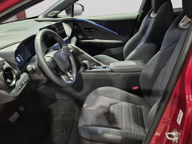 Toyota C-HR 2.0 PHEV Style inkl. Gratisservice 4 Jahre / 60000 Km ab 1. IV