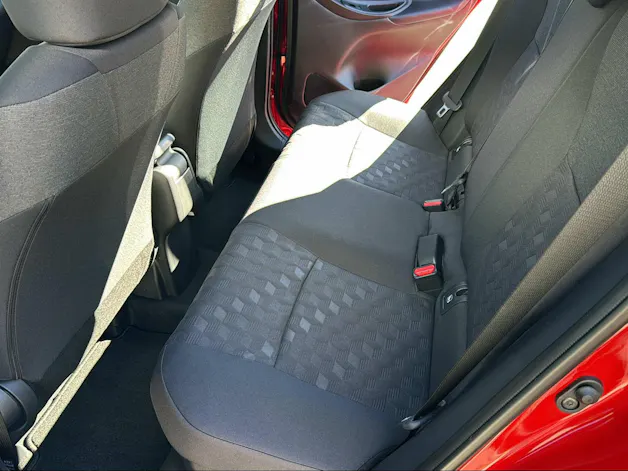 Toyota Yaris 1.5 VVT-i HSD Trend