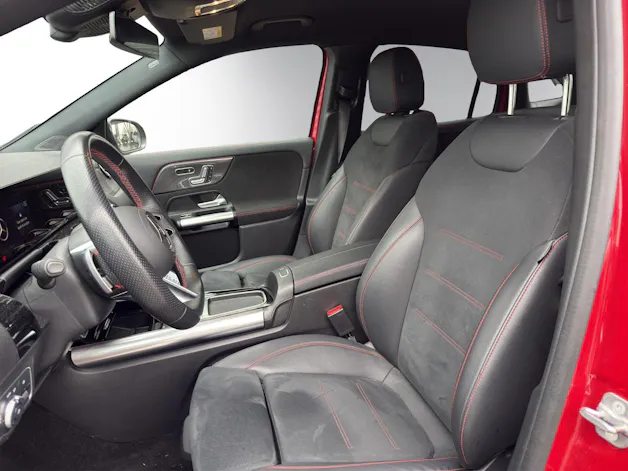 Mercedes-Benz GLA 220 4Matic 8G-DCT