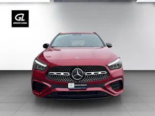 Mercedes-Benz GLA 220 4Matic 8G-DCT