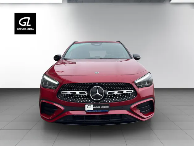 Mercedes-Benz GLA 220 4Matic 8G-DCT