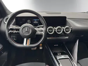 Mercedes-Benz GLA 220 4Matic 8G-DCT