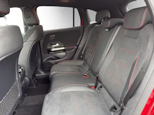 Mercedes-Benz GLA 220 4Matic 8G-DCT