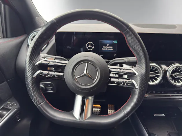 Mercedes-Benz GLA 220 4Matic 8G-DCT