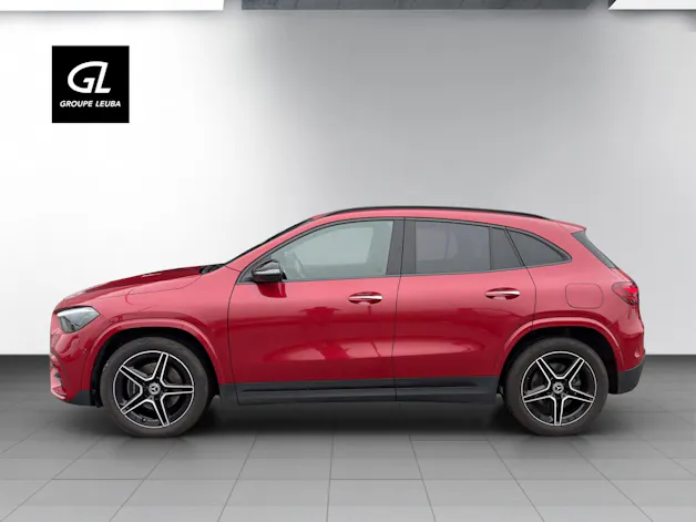 Mercedes-Benz GLA 220 4Matic 8G-DCT