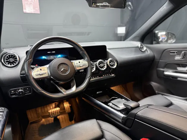 Mercedes-Benz GLA 250e AMG Line 8G-DCT