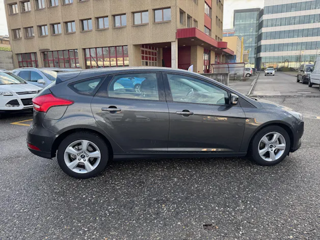 Ford Focus 1.0 SCTi Trend Automatic